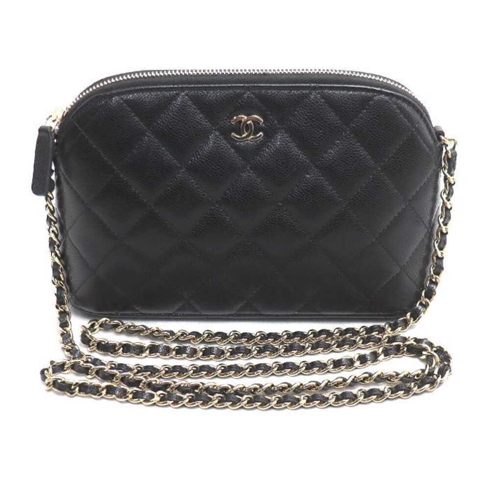 CHANEL Matelasse Caviar Skin Shoulder Bag